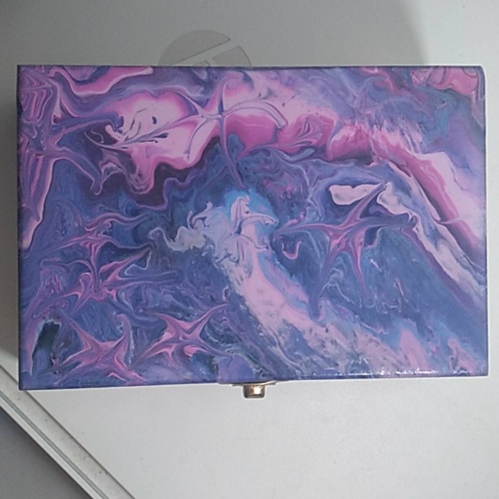 Jewelery box